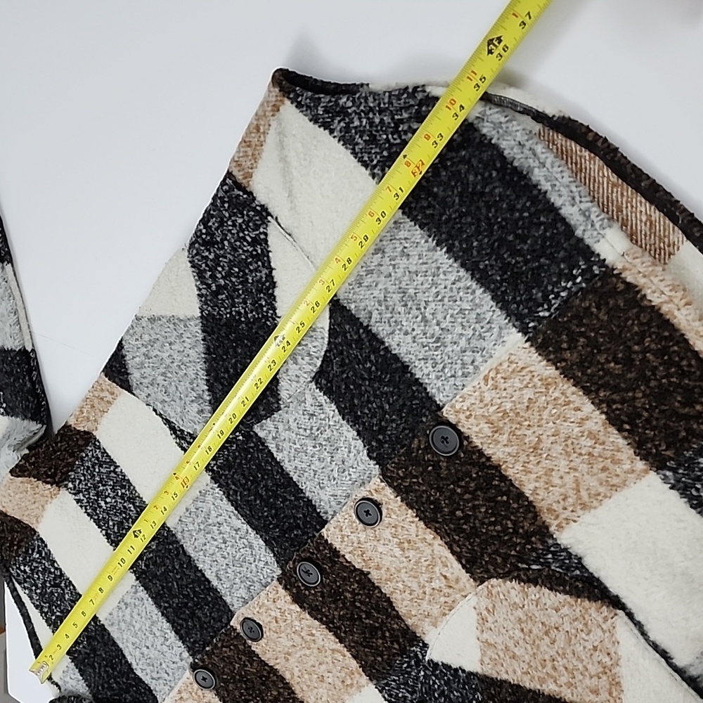 Plaid Women's Jacket - Black, White, Tan - Picture 16 of 16